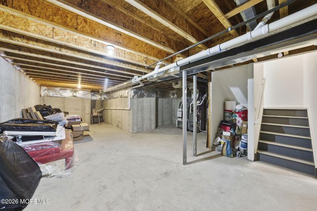 7 Demarest Drive, Manalapan, NJ 07726