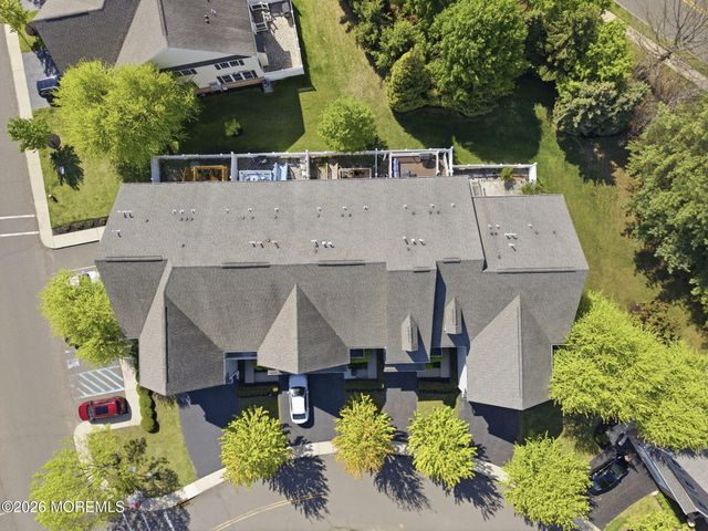 7 Demarest Drive, Manalapan, NJ 07726