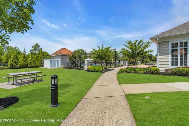 7 Demarest Drive, Manalapan, NJ 07726