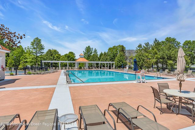 7 Demarest Drive, Manalapan, NJ 07726