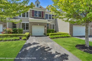7 Demarest Drive, Manalapan, NJ 07726