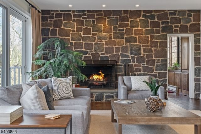 101 Sunnybranch Rd, Far Hills Boro, NJ 07931