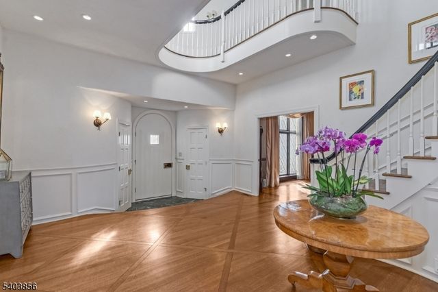 101 Sunnybranch Rd, Far Hills Boro, NJ 07931