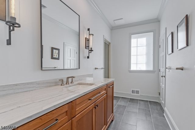 101 Sunnybranch Rd, Far Hills Boro, NJ 07931