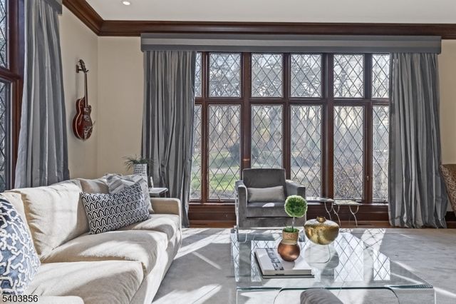 101 Sunnybranch Rd, Far Hills Boro, NJ 07931