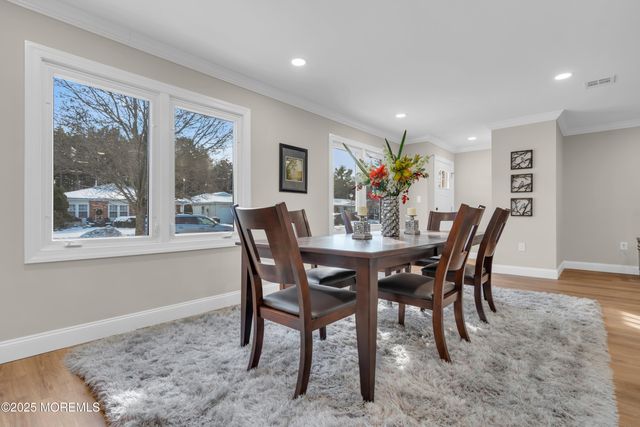 18 Meadowbrook Road, Brick, NJ 08723