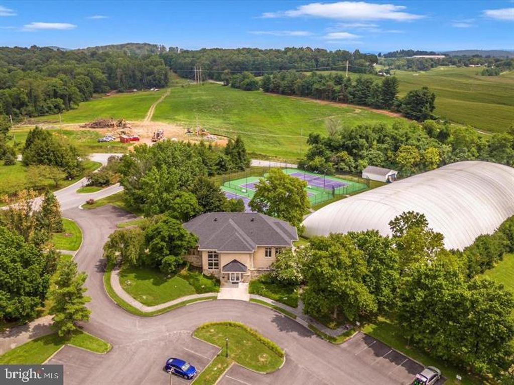 11046 COUNTRY CLUB RD, New Market, MD 21774