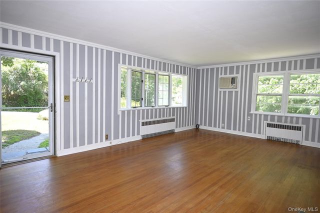 16 Greenridge Court, Carmel, NY 10512