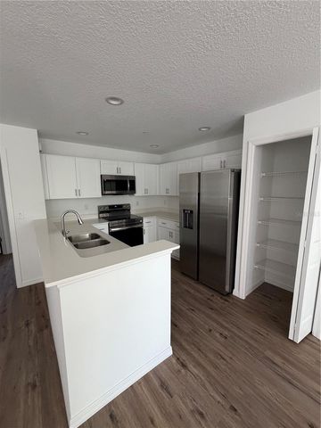 2575 6TH AVENUE DRIVE E, Bradenton, FL 34208