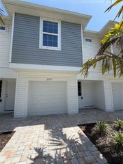 2575 6TH AVENUE DRIVE E, Bradenton, FL 34208