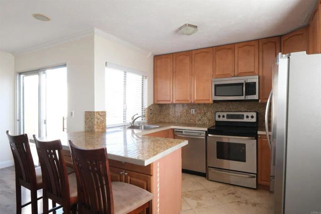 3246 Ashford Street D, San Diego, CA 92111