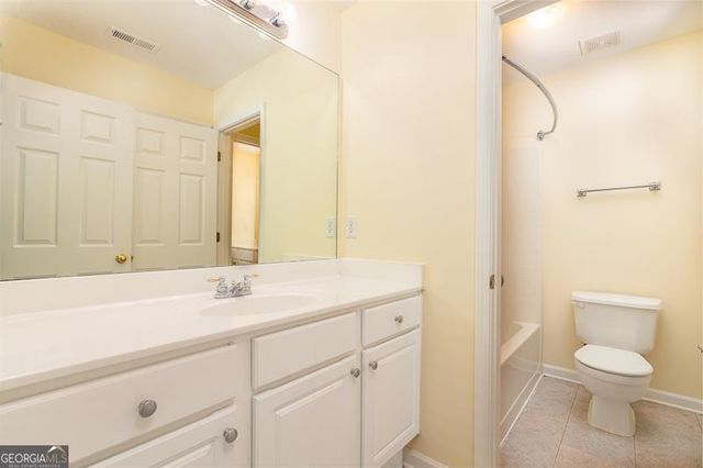 5535 Sylvania Drive SE, Mableton, GA 30126