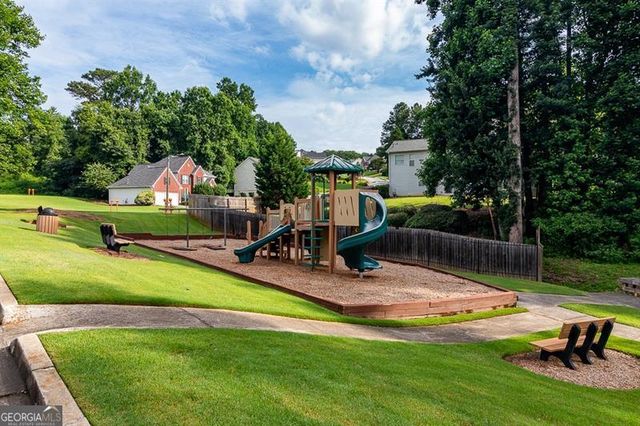 5535 Sylvania Drive SE, Mableton, GA 30126