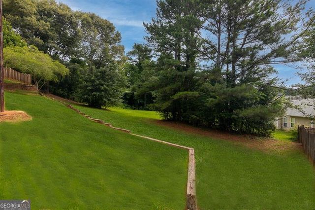 5535 Sylvania Drive SE, Mableton, GA 30126