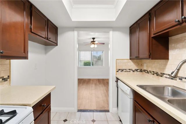 18961 Florida Street 2, Huntington Beach, CA 92648