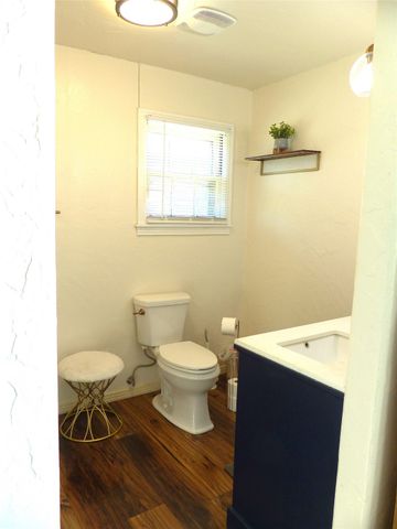 1031 11th, Brady, TX 76825