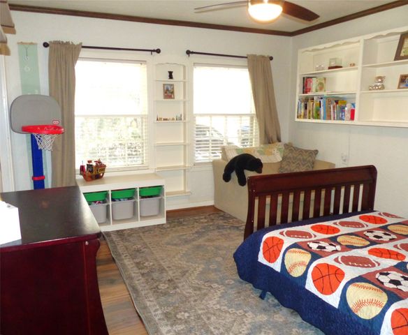 1031 11th, Brady, TX 76825