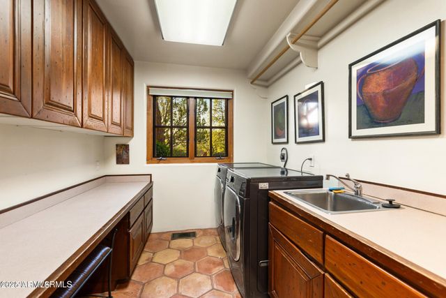 123 E MALLARD Drive, Sedona, AZ 86336