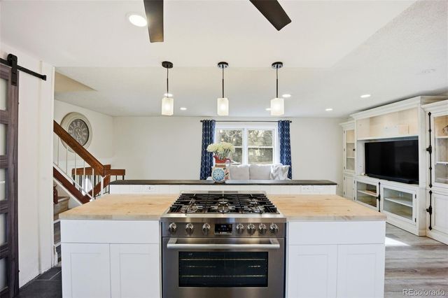 7724 S Hoyt Street, Littleton, CO 80128