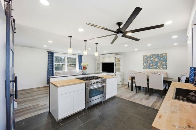 7724 S Hoyt Street, Littleton, CO 80128