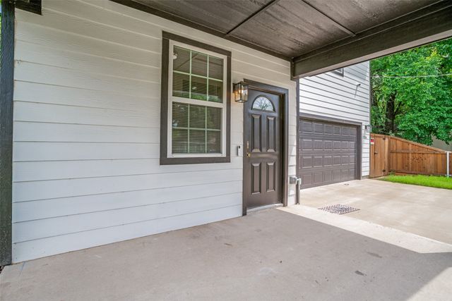 2326 Bethurum Avenue, Dallas, TX 75215