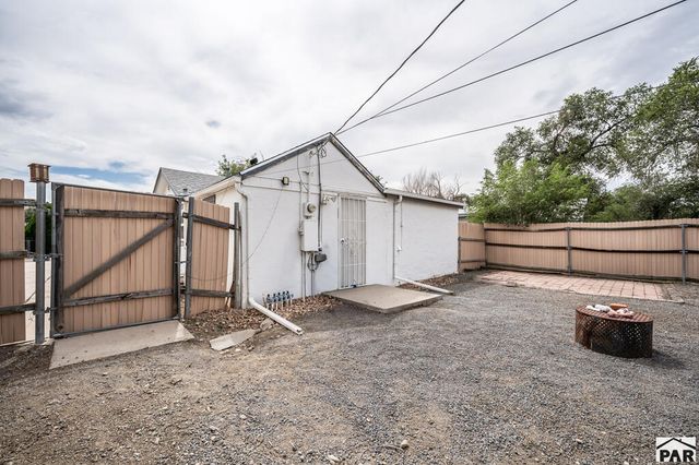 2129 E 9th St, Pueblo, CO 81001