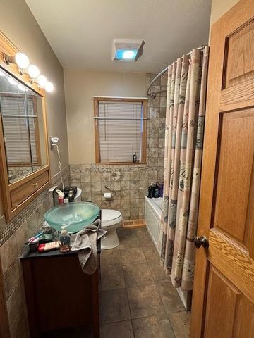 348 14th Street SE, Willmar, MN 56201