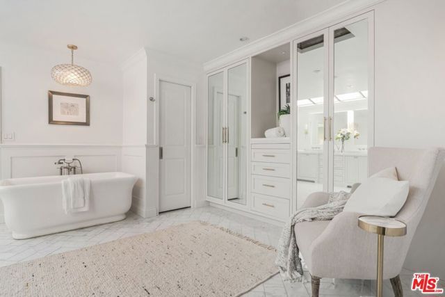 1037 Maroney Lane, Los Angeles, CA 90272