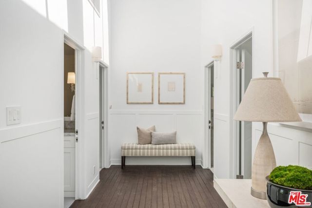 1037 Maroney Lane, Los Angeles, CA 90272