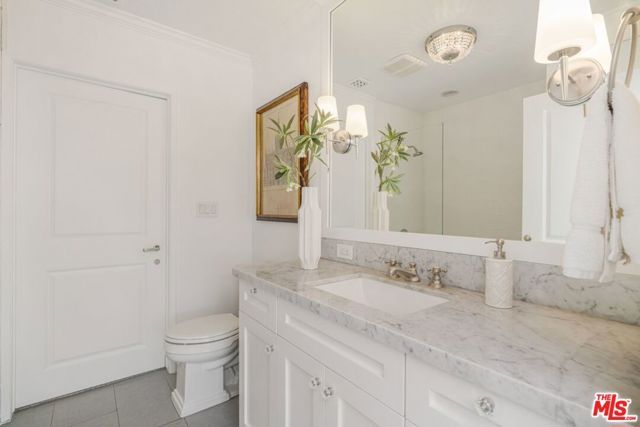 1037 Maroney Lane, Los Angeles, CA 90272