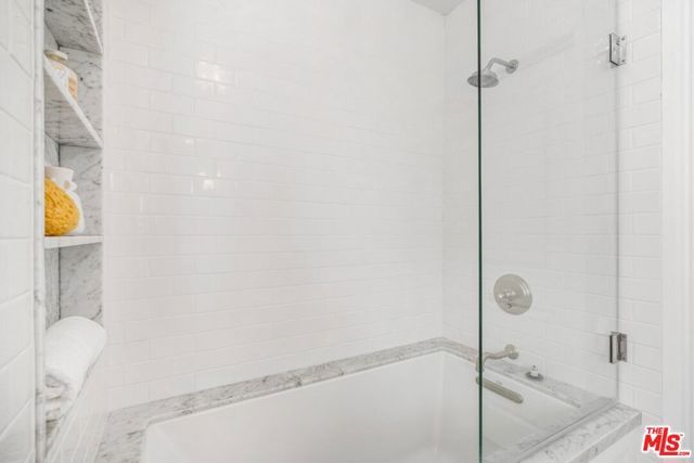 1037 Maroney Lane, Los Angeles, CA 90272