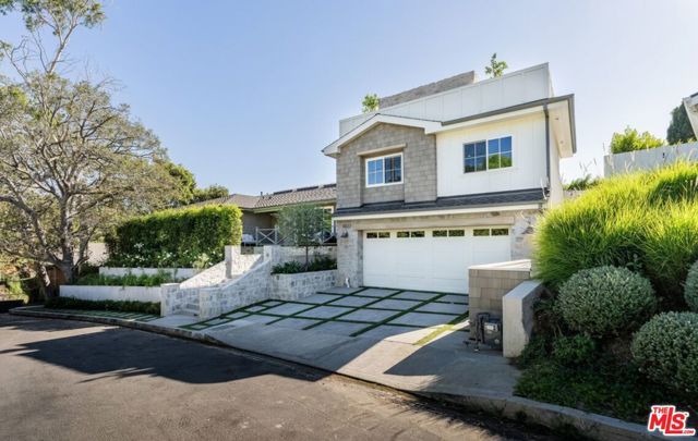 1037 Maroney Lane, Los Angeles, CA 90272
