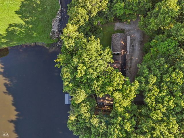 335 W Lakeview Drive, Nineveh, IN 46164