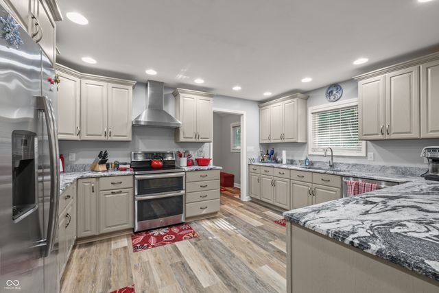 335 W Lakeview Drive, Nineveh, IN 46164