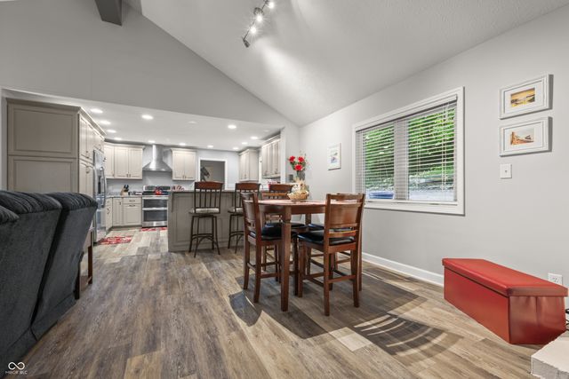 335 W Lakeview Drive, Nineveh, IN 46164