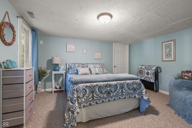 335 W Lakeview Drive, Nineveh, IN 46164