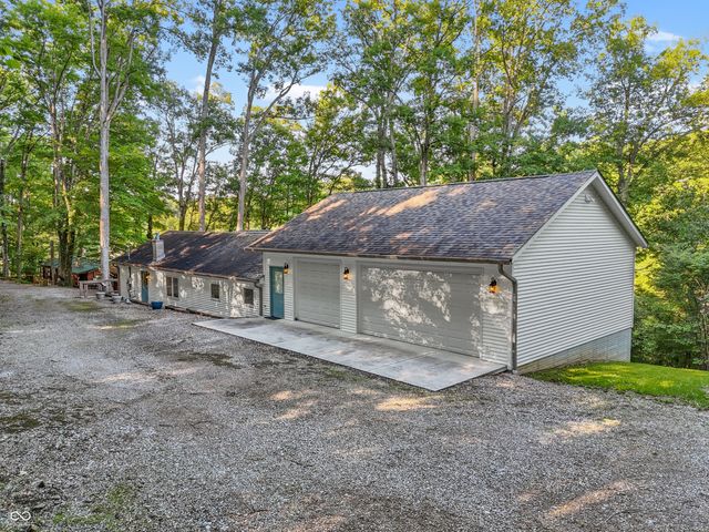 335 W Lakeview Drive, Nineveh, IN 46164