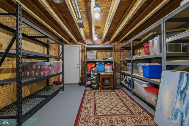 335 W Lakeview Drive, Nineveh, IN 46164