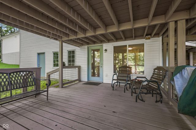 335 W Lakeview Drive, Nineveh, IN 46164