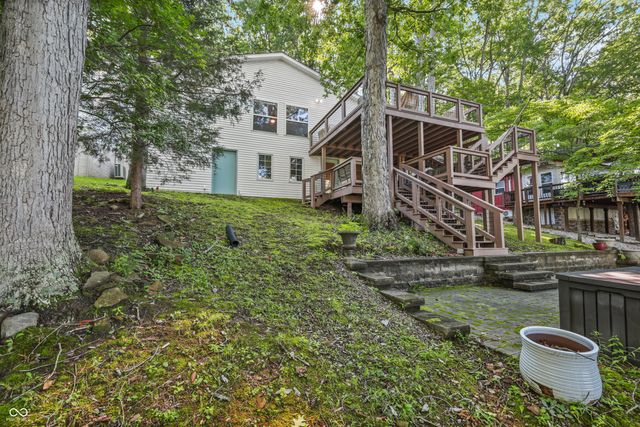 335 W Lakeview Drive, Nineveh, IN 46164