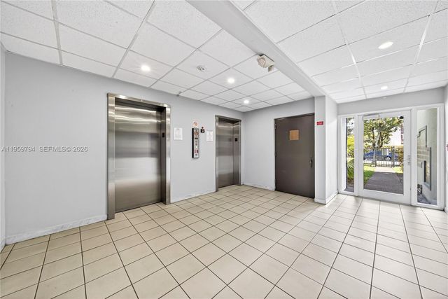 900 SW 84th Ave 403D, Miami, FL 33144