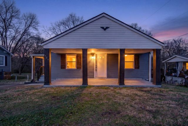 439 Circle Dr, Clarksville, TN 37043