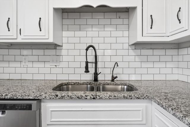 439 Circle Dr, Clarksville, TN 37043