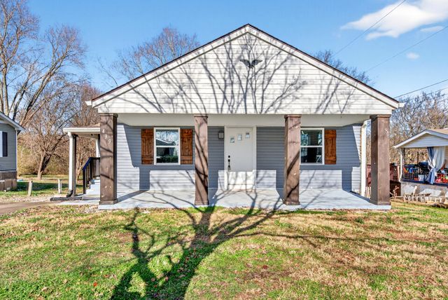 439 Circle Dr, Clarksville, TN 37043
