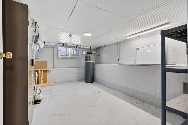 439 Circle Dr, Clarksville, TN 37043