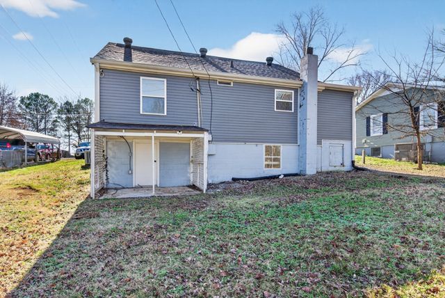 439 Circle Dr, Clarksville, TN 37043