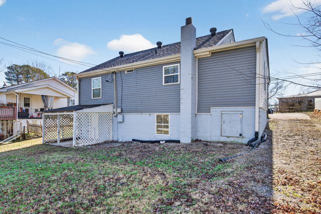 439 Circle Dr, Clarksville, TN 37043