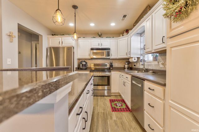 4189 Timberpoint Court, Jasper, IN 47546