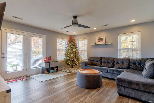 4189 Timberpoint Court, Jasper, IN 47546