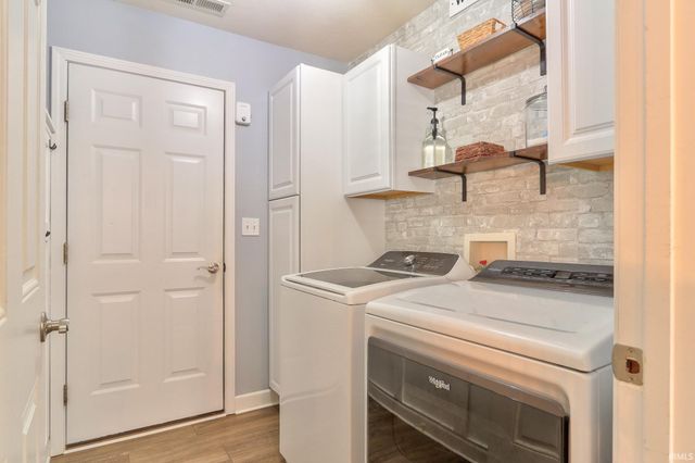 4189 Timberpoint Court, Jasper, IN 47546